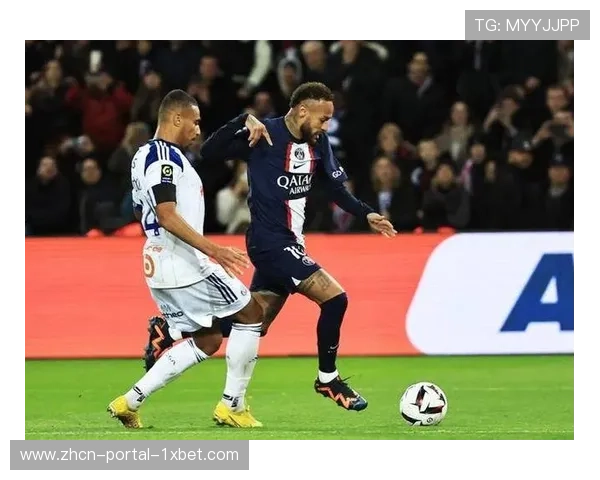 半场速递:斯特拉斯堡与南特互交白卷,双方防守稳健缺乏进攻亮点 半场速递:斯特拉斯堡与南特互交白卷,双方防守稳健缺乏进攻亮点